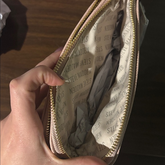 Steve Madden Blush Wristlet Clutch - Picture 6 of 7